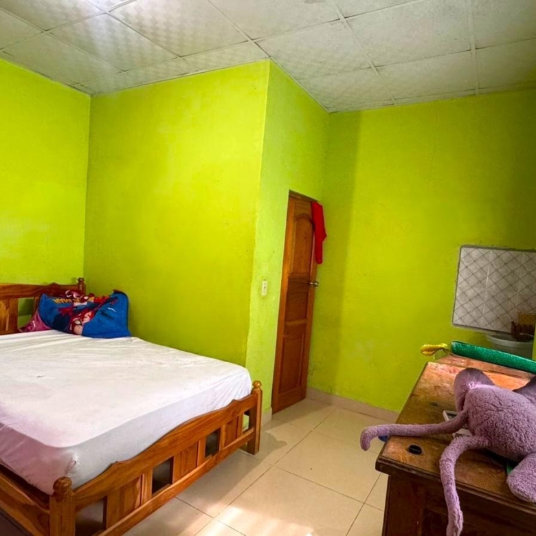 780
