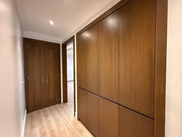 640