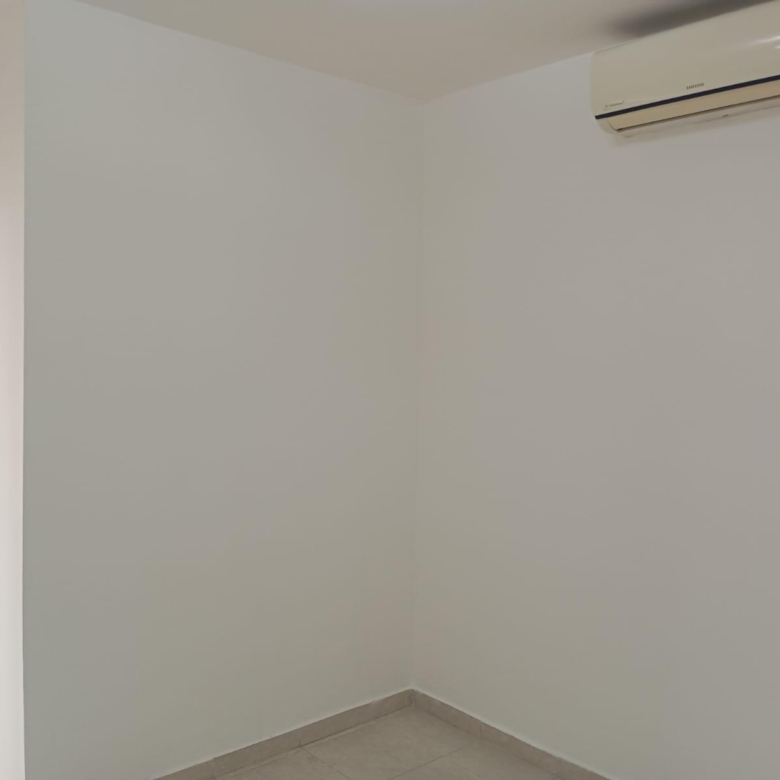 780