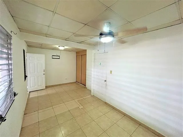 640