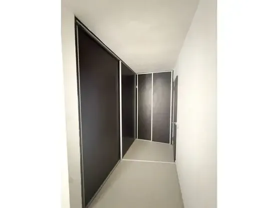 555