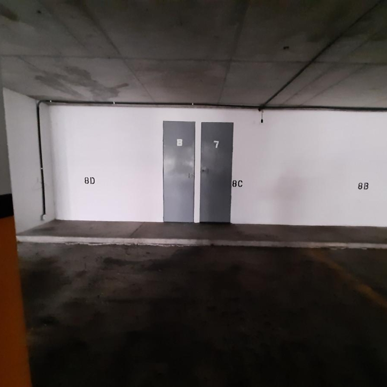 780