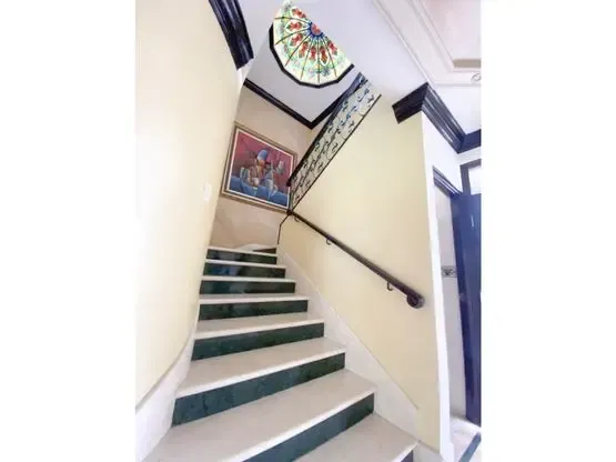 555