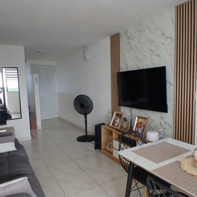 780