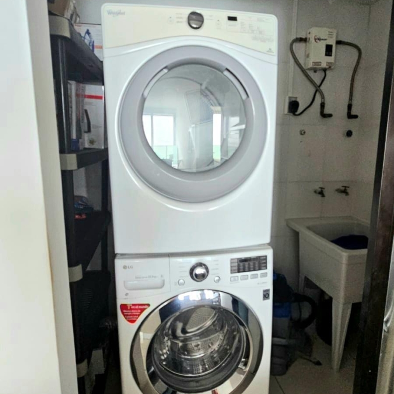 780