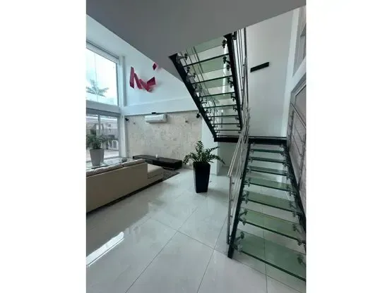 555