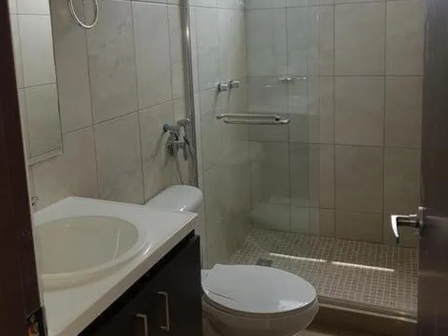 640