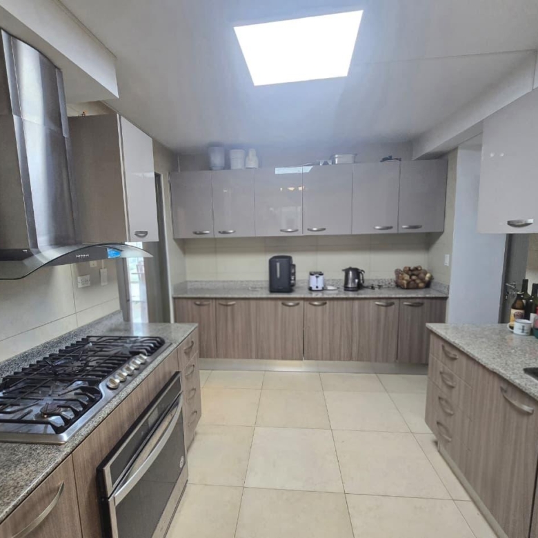 780