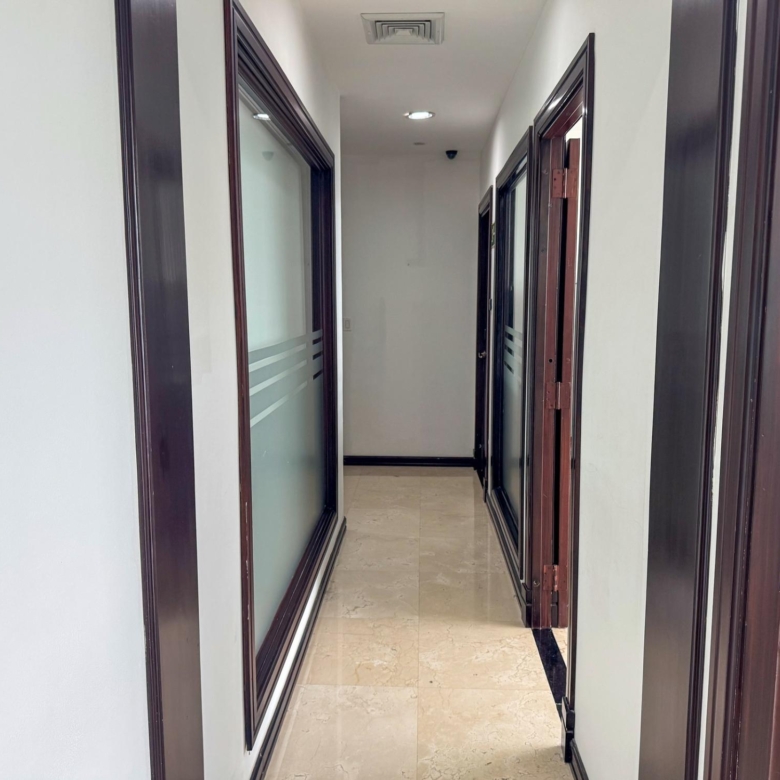 780