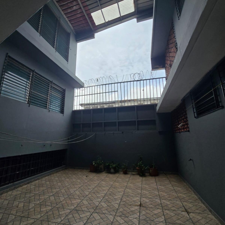 780